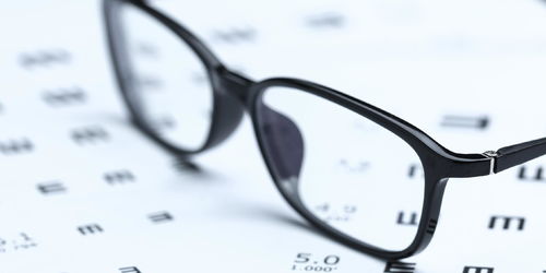 聚焦验光配镜行业乱象 从“雾里看花”到“明眸视界”，AI眼镜亟待标准破局